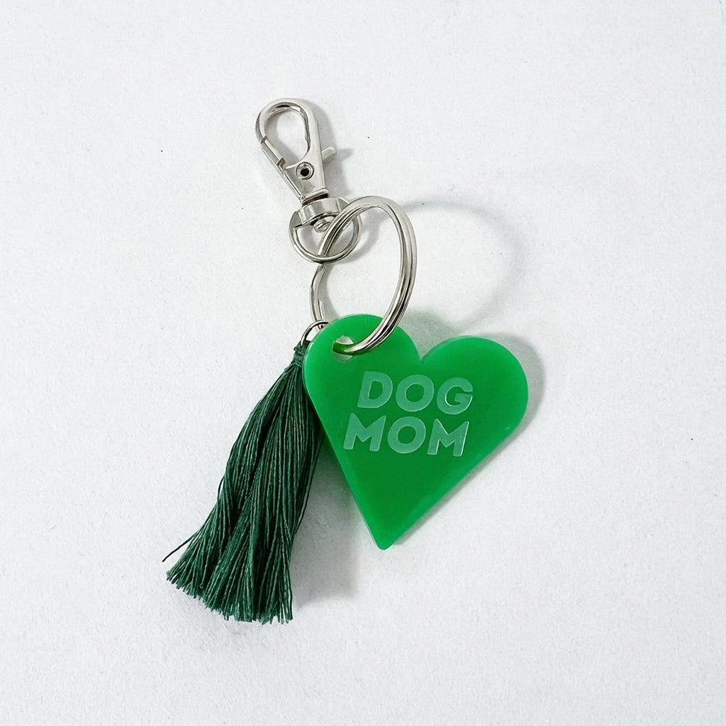Dog Mom Charm grün